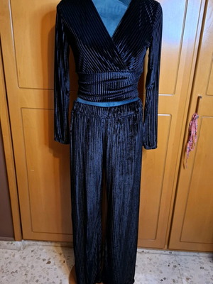 J. mood Italian set 2 pieces new, black, size S-M