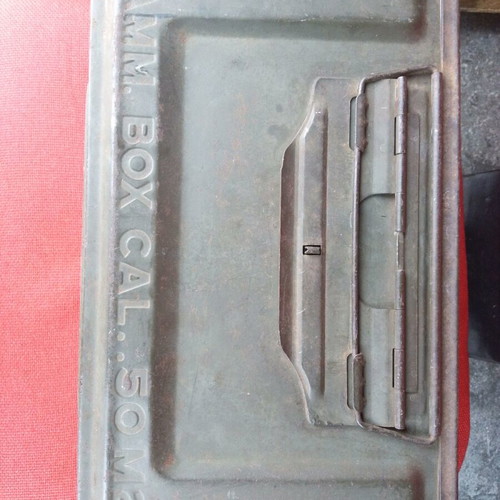 Military American iron box like new, vintage