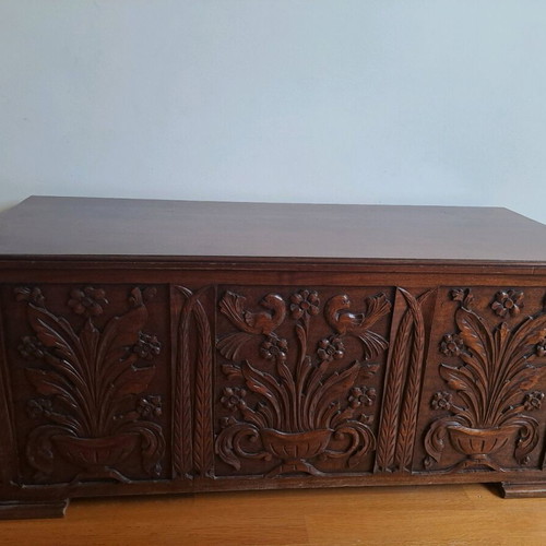 Chest old solid wood like new