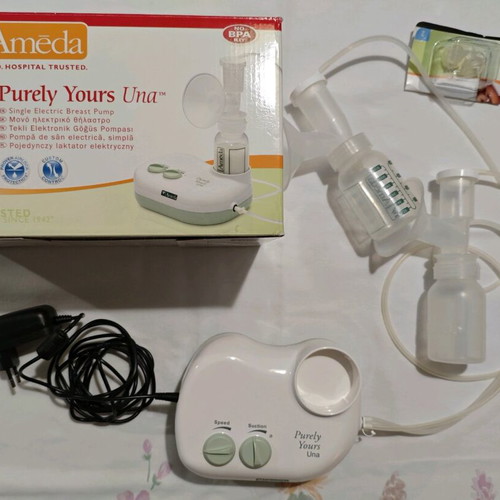 Ameda Purely Yours Una breast pump like new with 2 collection bottles and spare silicone