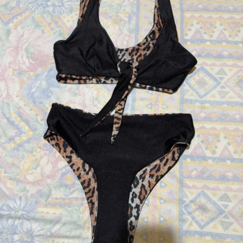 SunSetGo double face bikini set like new, size M/L, black and leopard