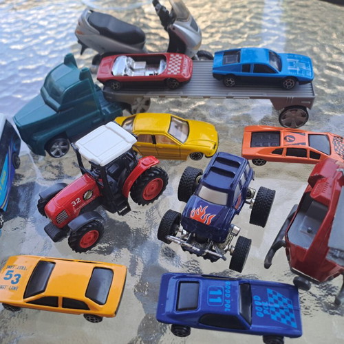 Set of 12 miniature vehicles