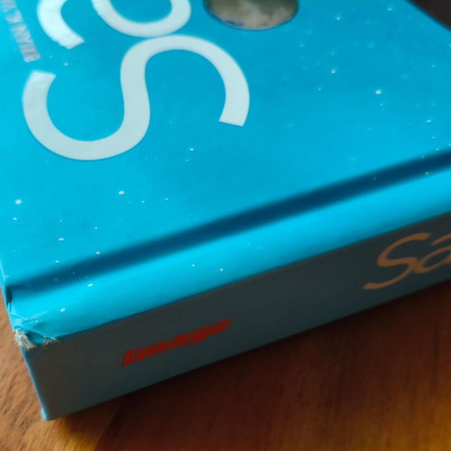 Saga Deluxe Edition HC book 01 used