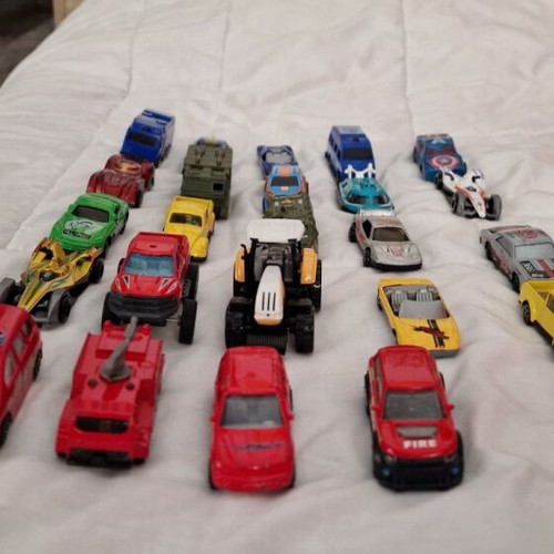 Toy cars like new, pack