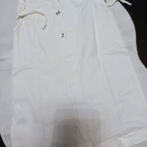 Lapin House baby short-sleeve bodysuit white 6 months used