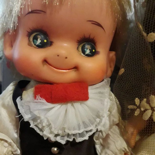 Vintage Kewpie bride and groom dolls pack used