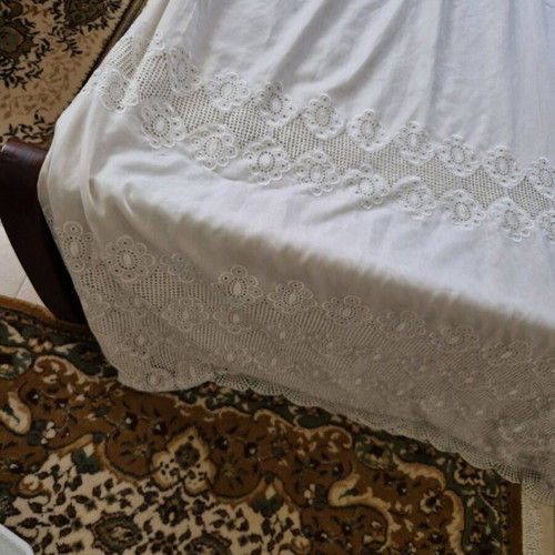 Large Curtain 1/2 Machine Made, New, 5-7m Length, 2.7m Height