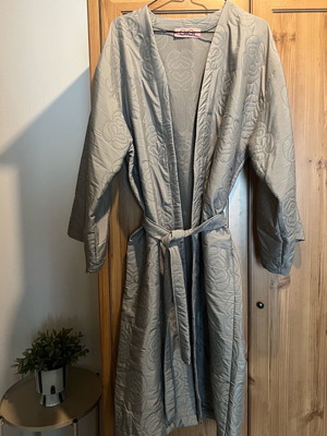 Kimono like new, gray lightweight long coat with belt