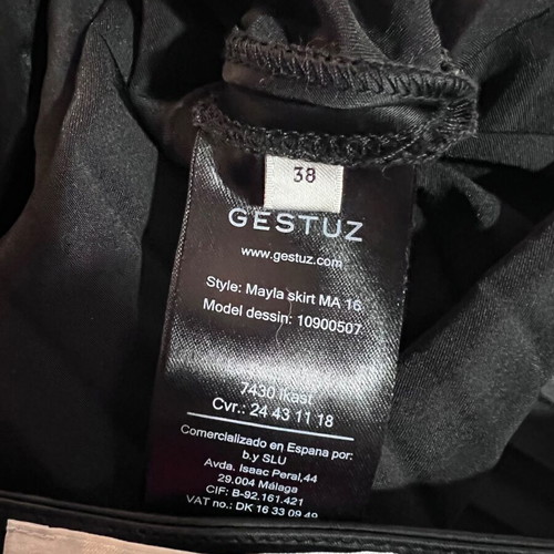 Gestuz classic black pleated skirt, A-line