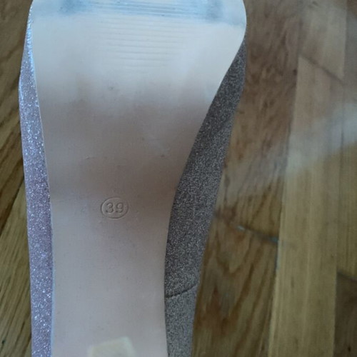 Peep toe shoes unique shine new, size 39