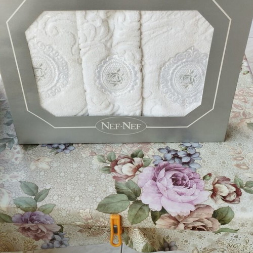 Towel new, unused and in very good condition