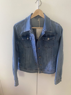 Miss Natalie women's denim jacket, new, size M