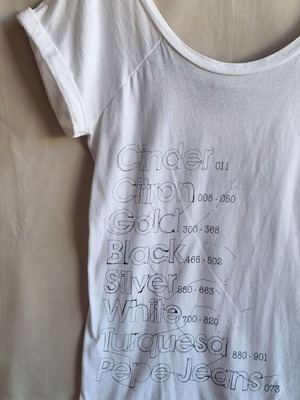 Pepe Jeans Authentic Y2K Medium White T-Shirt with Graphic Outline Logo used