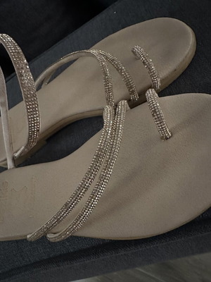 Bozikis bronze sandals used, beige and gold, size 36