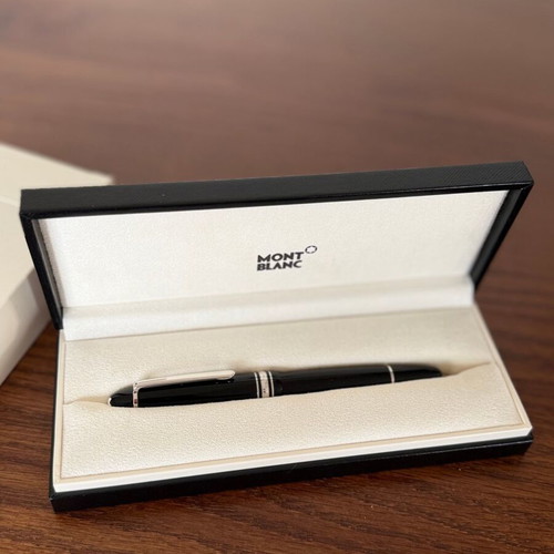 Montblanc Meisterstuck Platinum-Coated Rollerball pen mint condition