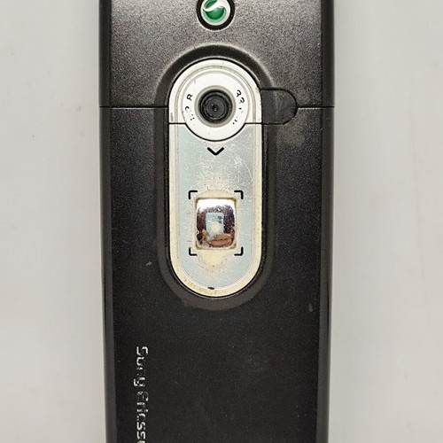 Sony Ericsson T630 Liquid Black collector's full box, like new