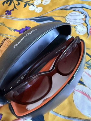 Atasun Optik sunglasses like new, red color