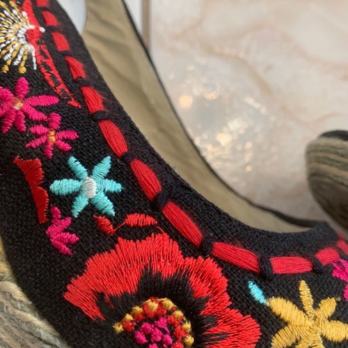 XTI platforms used with embroidered flowers size 39