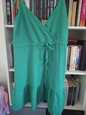 Green sundress On Line like new, size S