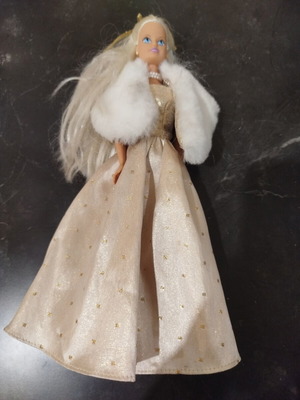 Sindy Princess of Winter doll used