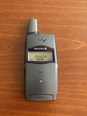 Ericsson T29s mobile phone