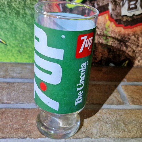 7 up collectible glass