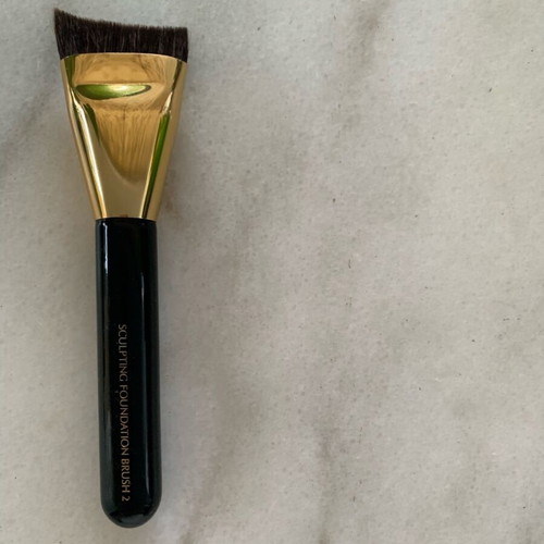 Estee Lauder Sculpting Foundation Brush 2 face brush like new