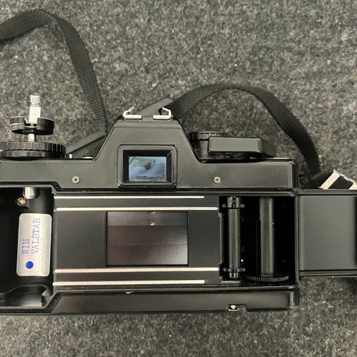 Praktica B200 analog camera used, with lens