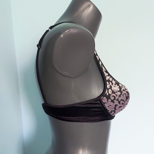 Lejaby bras like new, pack of 2, black, pushup models