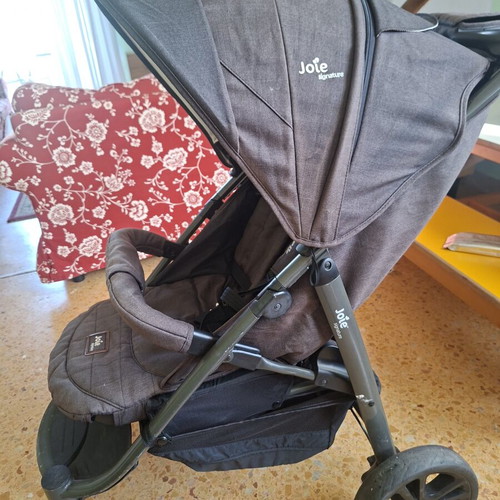 Joie Signature Baby Stroller used, good condition