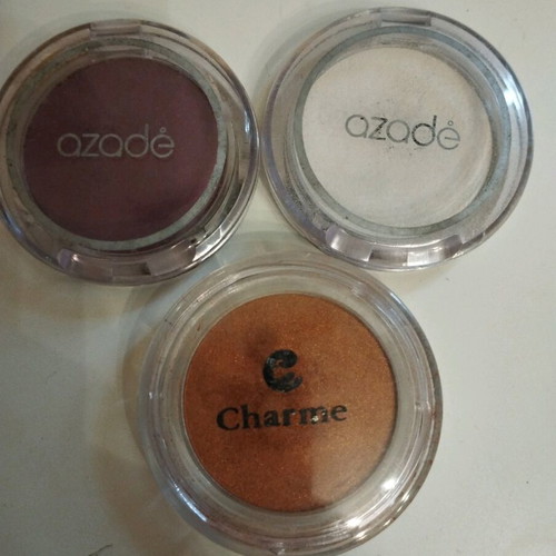Set of three eye shadows like new, Azade and Charme