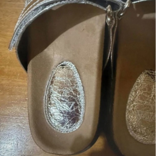 Zara flat metallic silver sandals like new, size 37
