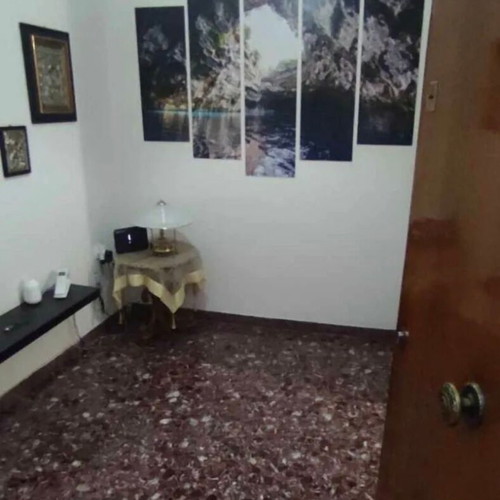 Corner apartment 86 sqm with 2 bedrooms in Agios Georgios Nikaia