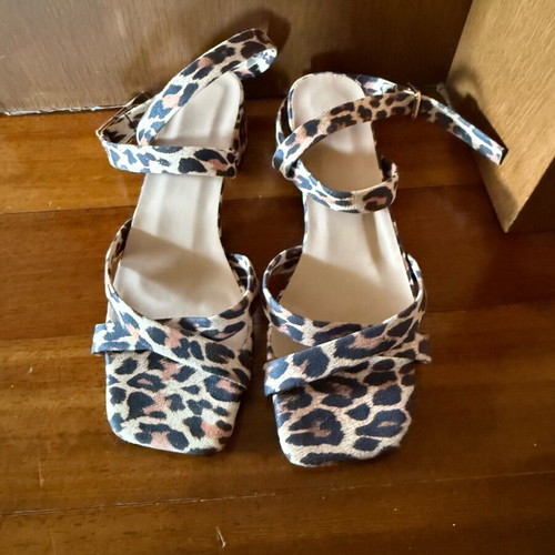 Leopard print sandals new, beige and brown, sizes 38.5-39