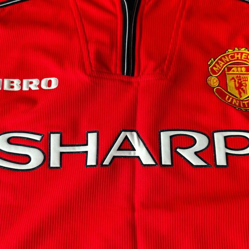 Manchester United football jersey like new, authentic, size Large