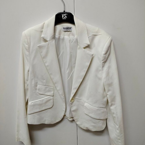Paranoia short white jacket like new, size XL