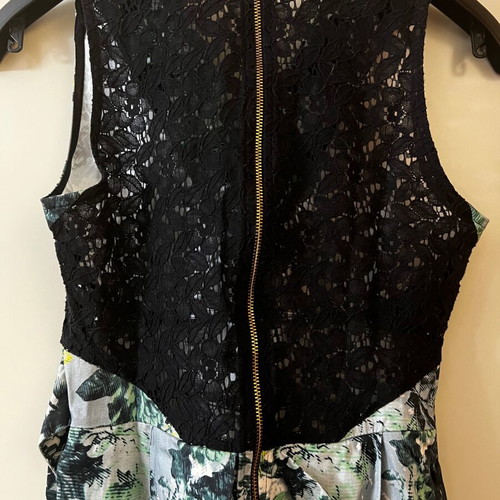 Closet London dress like new with black lace detail