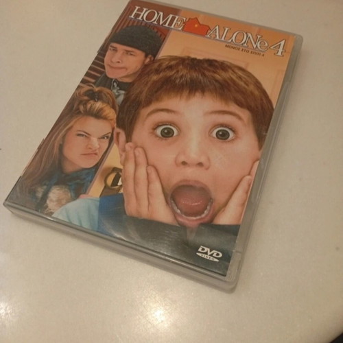 Home Alone 4 DVD like new, comedy with subtitles