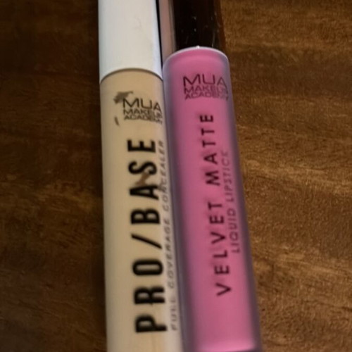 MUA products used, concealer 142 and Dream Girl lipstick