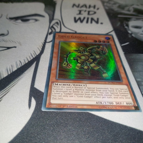 Gold Gadget Yu-Gi-Oh! card like new