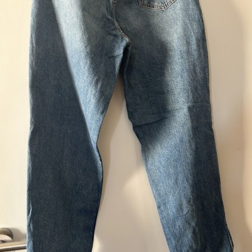 H&M jeans new with side slit size M, blue turquoise