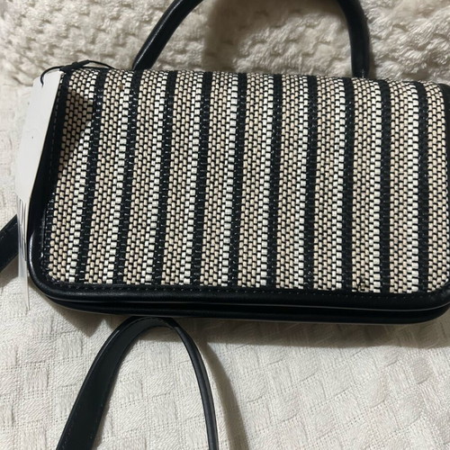 Zara small crossbody bag new, black and white
