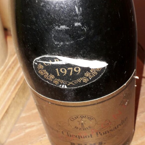 Reims 1979 bottle used with wear and lowered level