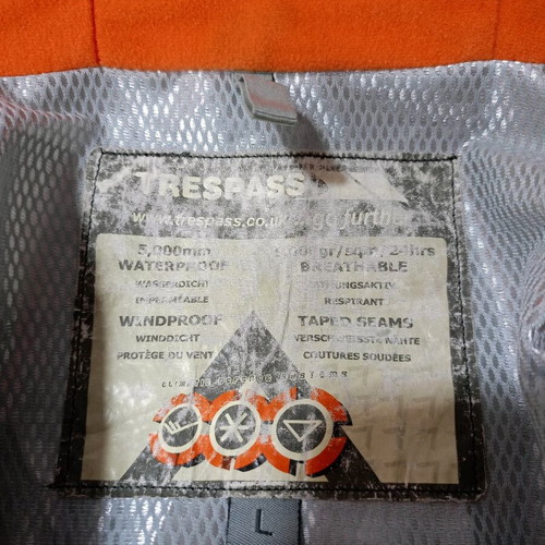 Trespass kids winter jacket like new, size L, beige and orange
