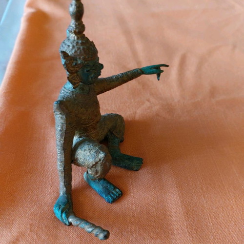Thailand bronze figure with gold used