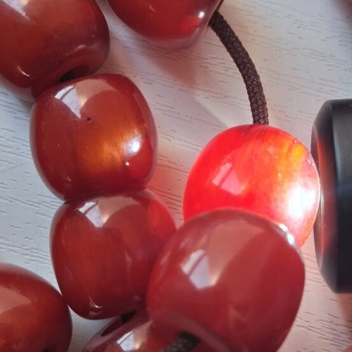 Bakelite masticha worry beads with grain pattern