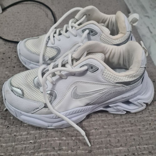 Nike women's sports sneakers, size 37, insole 22cm