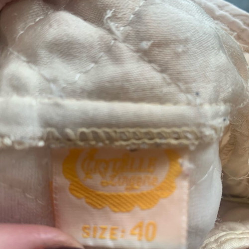 Cosette Paris French Quilted Jacket like new, size 40