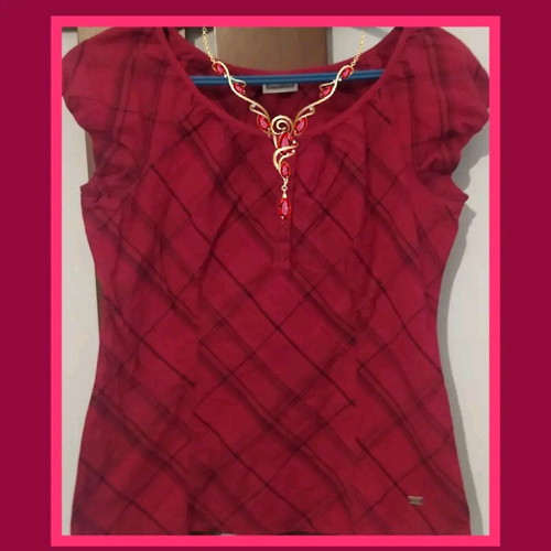 Blouse red color, like new, size L