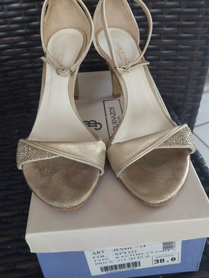 J. Bournazos Jessie-14 leather sandals with Swarovski crystals size 38 used